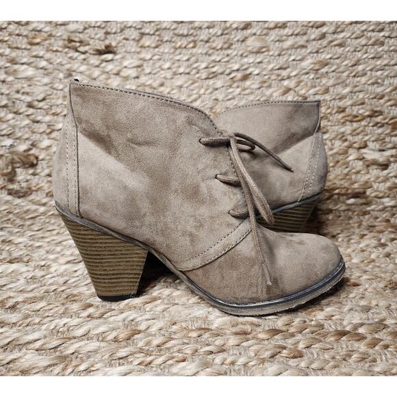 Mia Shawna Womens Size 6 M Taupe Sage Suede Heel Lace Up Fashion Ankle Boots - Picture 7 of 10